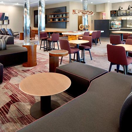 Courtyard By Marriott Houston Intercontinental Airport Hotel Buitenkant foto