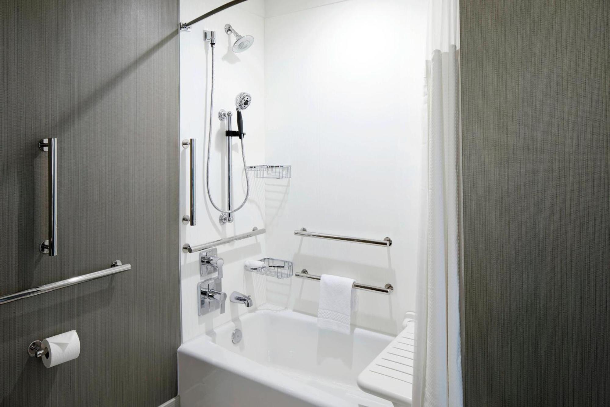 Courtyard By Marriott Houston Intercontinental Airport Hotel Buitenkant foto