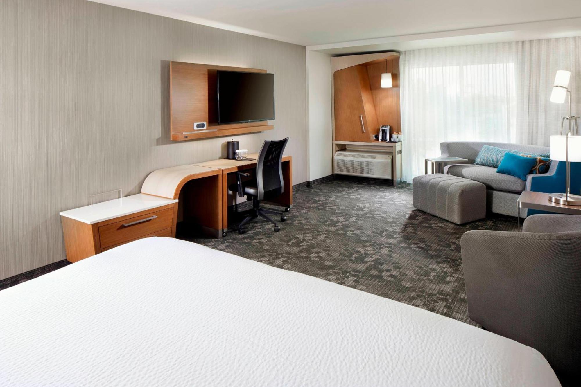 Courtyard By Marriott Houston Intercontinental Airport Hotel Buitenkant foto