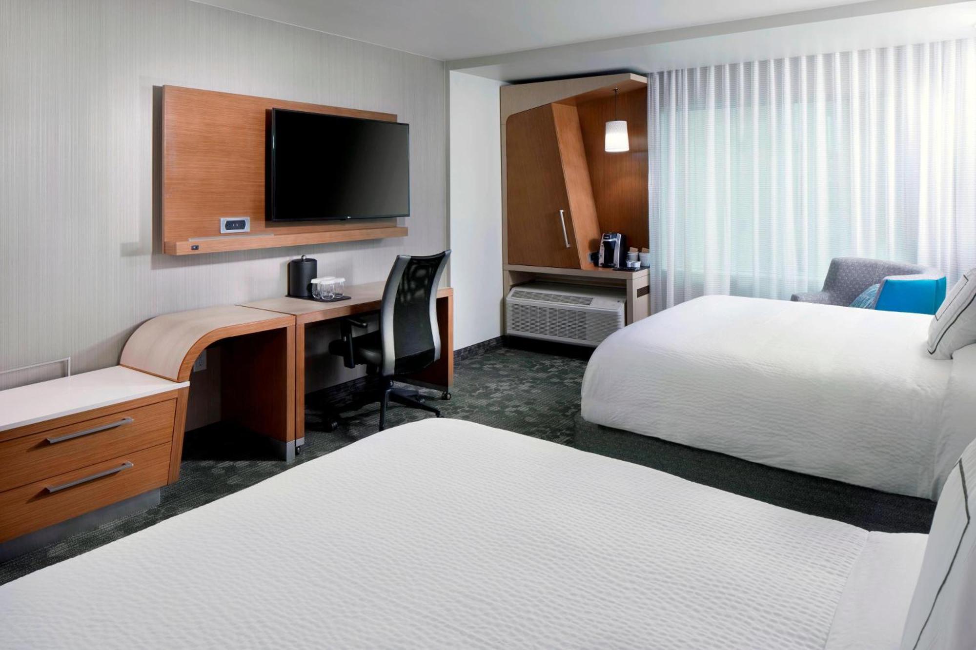 Courtyard By Marriott Houston Intercontinental Airport Hotel Buitenkant foto