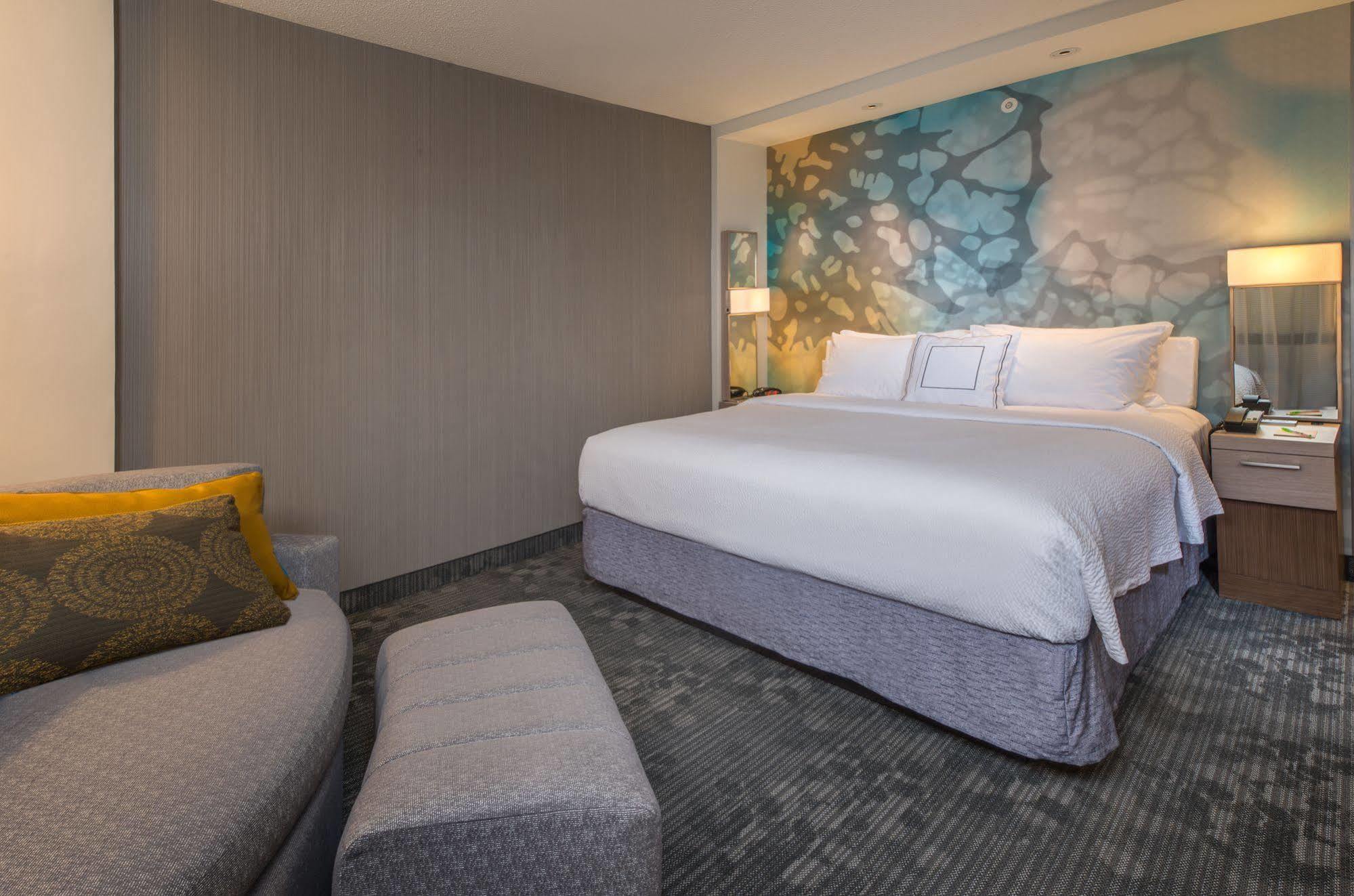 Courtyard By Marriott Houston Intercontinental Airport Hotel Buitenkant foto
