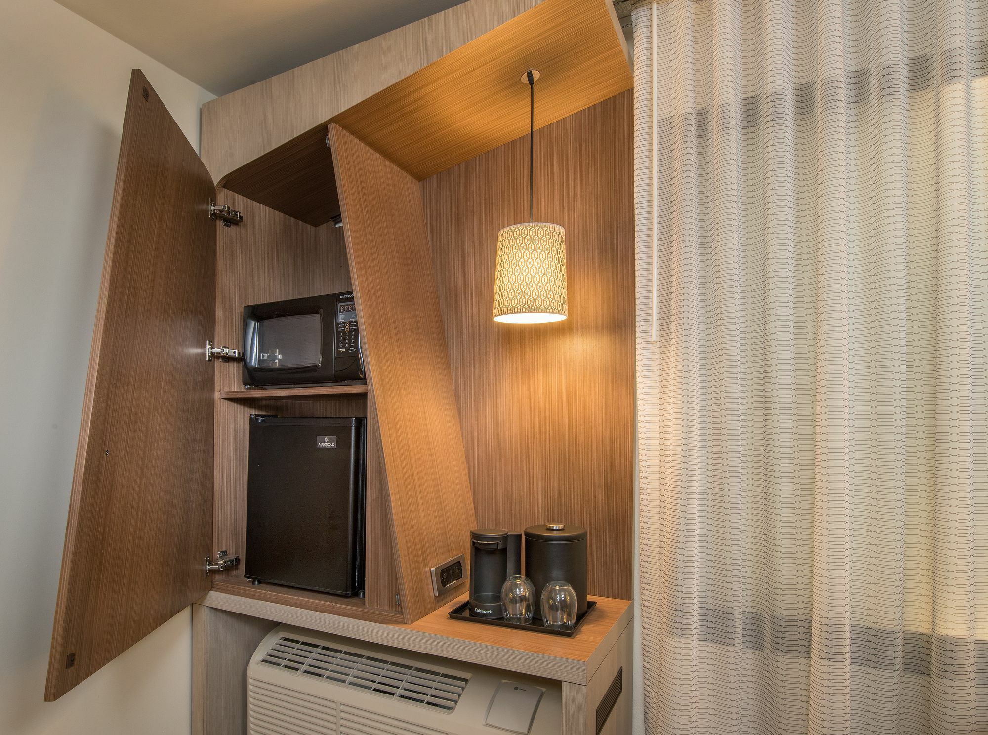 Courtyard By Marriott Houston Intercontinental Airport Hotel Buitenkant foto