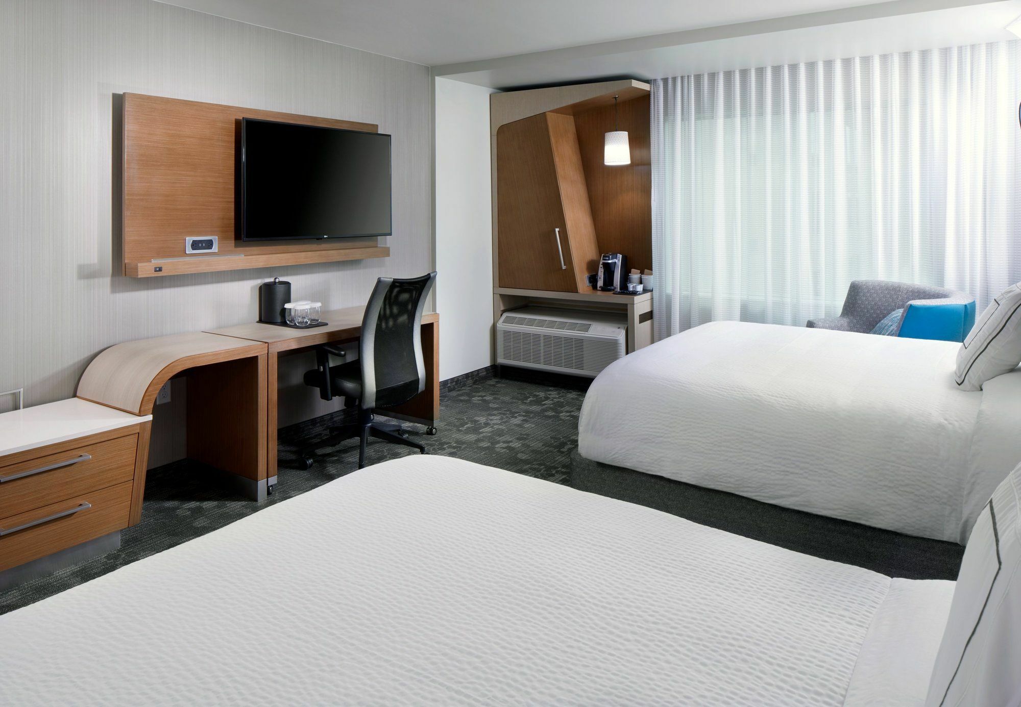 Courtyard By Marriott Houston Intercontinental Airport Hotel Buitenkant foto